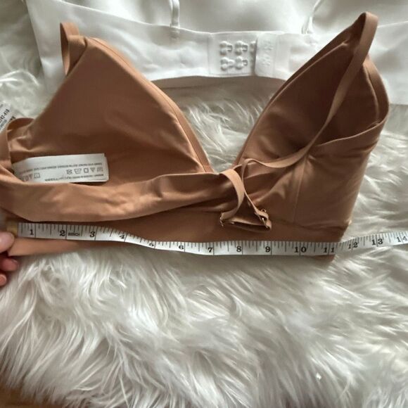 Abercrombie and Fitch and Aeropostale  size medium girls bras white and tan brow - Picture 8 of 8